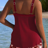 Tankini Listrado de Duas Peças com Calções de Banho
