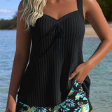 Tankini Listrado de Duas Peças com Calções de Banho