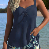Tankini Listrado de Duas Peças com Calções de Banho
