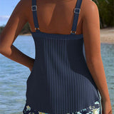 Tankini Listrado de Duas Peças com Calções de Banho